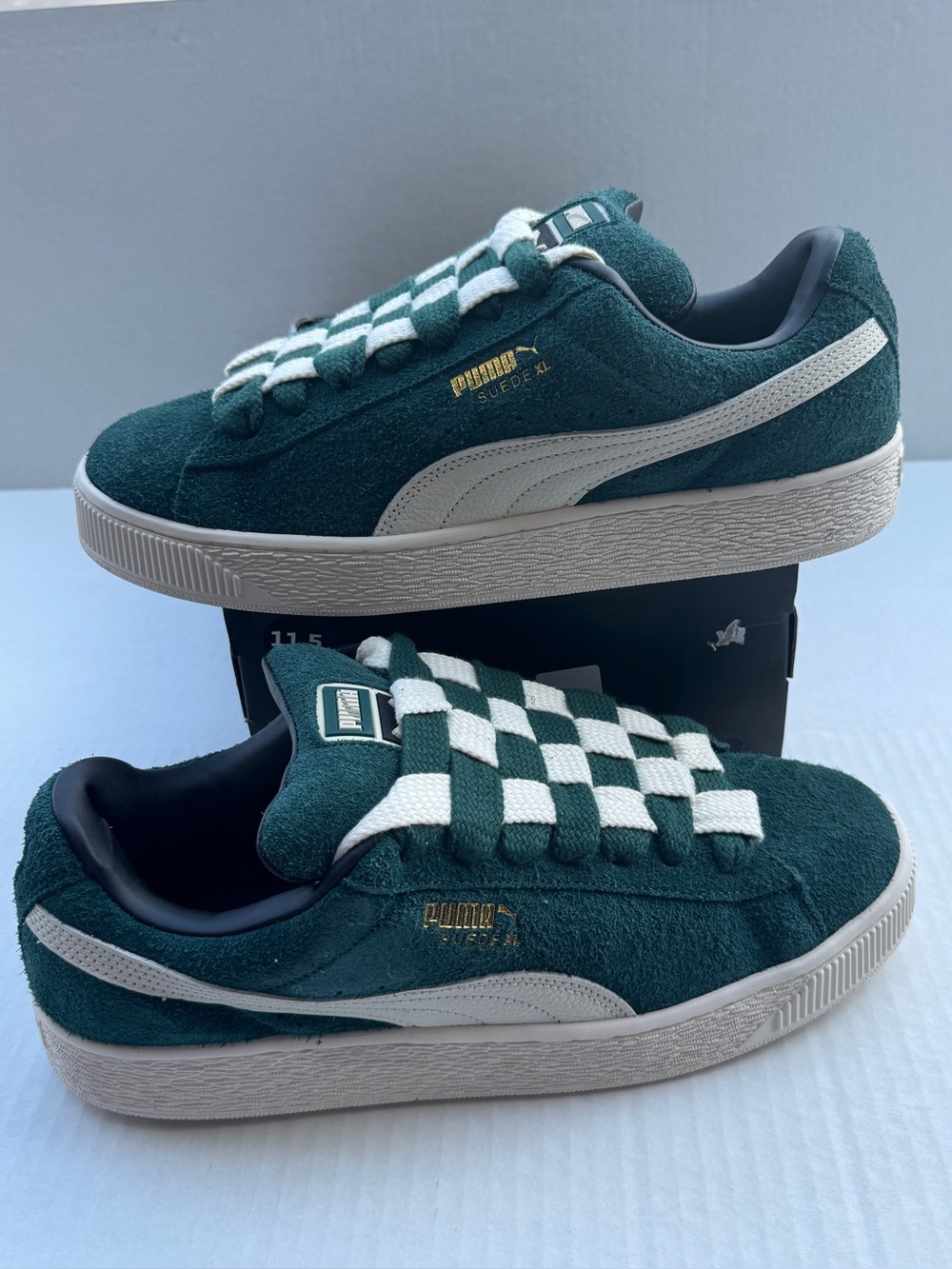 Puma Men’s 11.5 Suede XL Jackhammer NEW in damaged box.